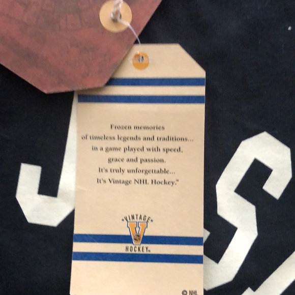 Mitchell & Ness Men’s tank - Picture 5 of 9